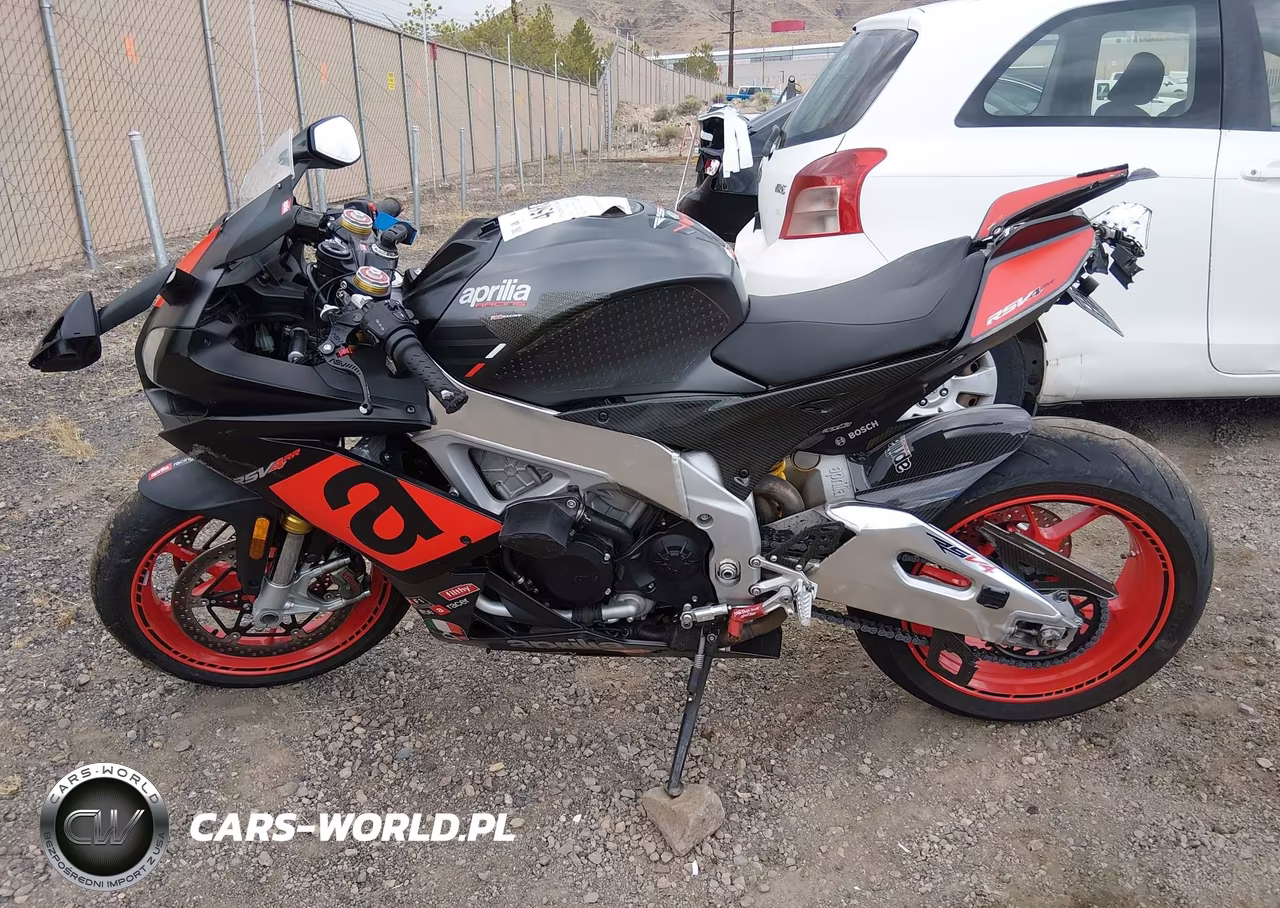 2018 Aprilia Rsv VIN:ZD4KEU002JS001212 - 13
