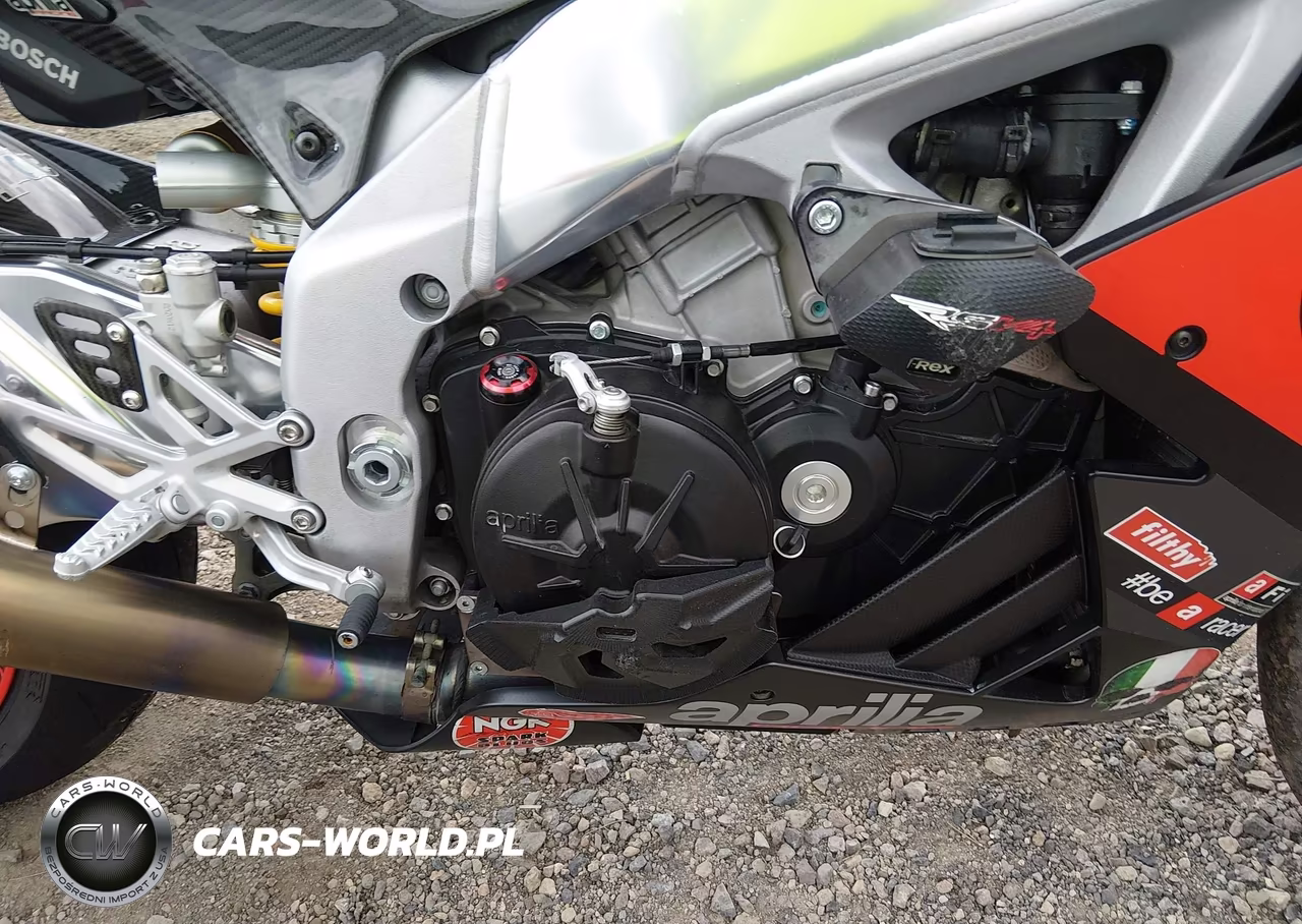 2018 Aprilia Rsv VIN:ZD4KEU002JS001212 - 8