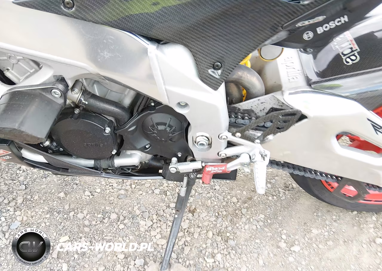 2018 Aprilia Rsv VIN:ZD4KEU002JS001212 - 9