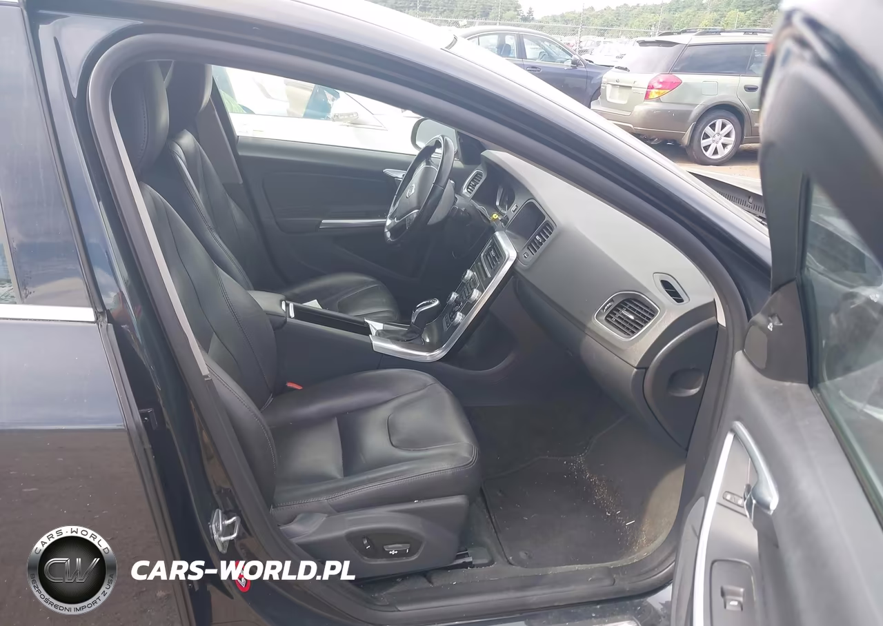 2016 Volvo S60 T5 Drive-E Premier VIN:YV126MFK5G1399915 - 5