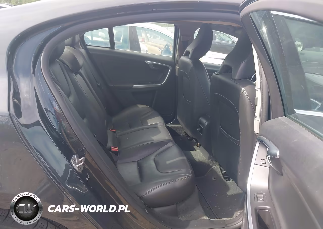 2016 Volvo S60 T5 Drive-E Premier VIN:YV126MFK5G1399915 - 8