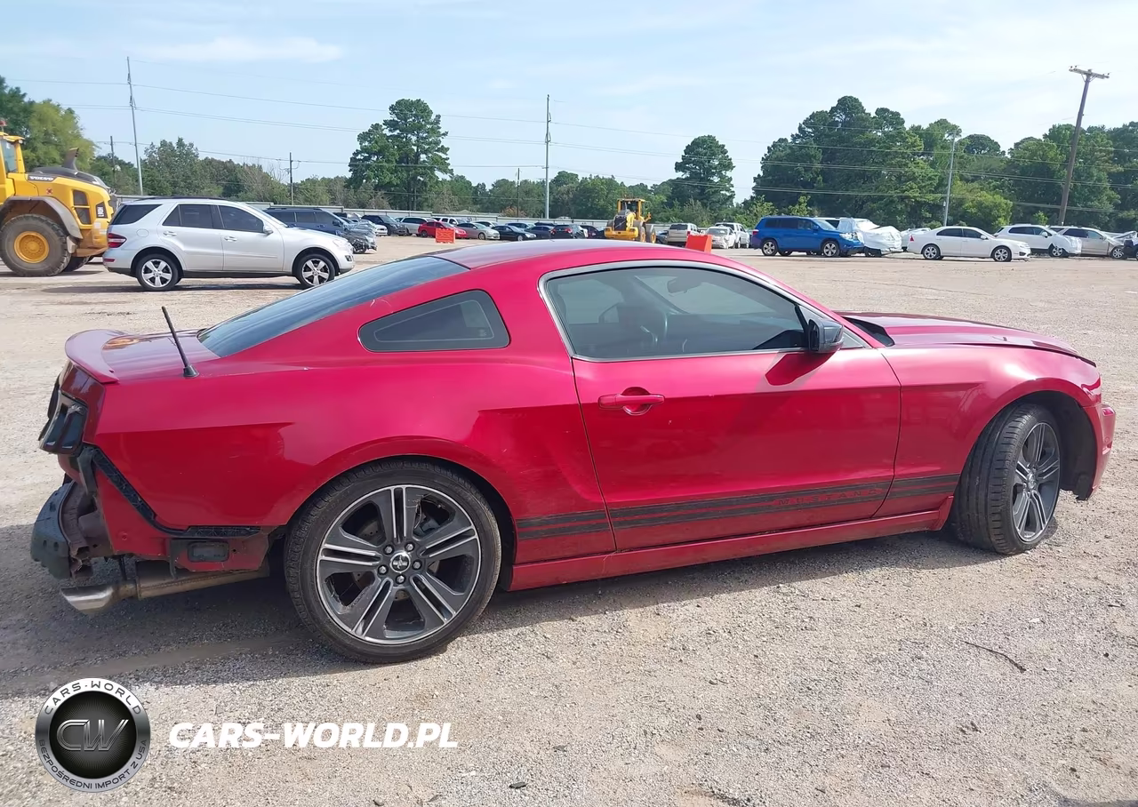 2013 Ford Mustang V6 VIN:1ZVBP8AM3D5211686 - 14