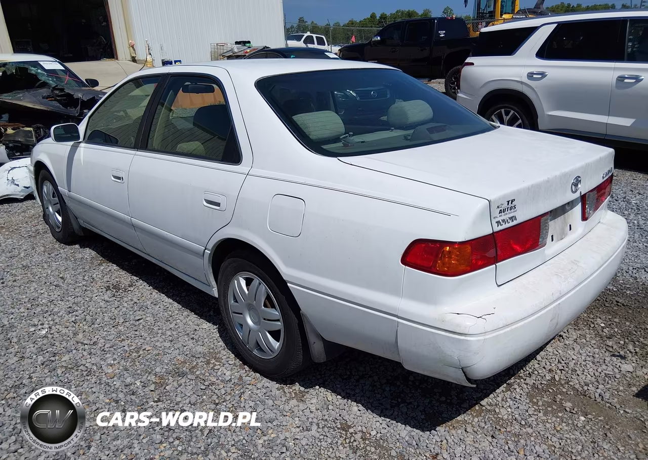 2000 Toyota Camry Le VIN:JT2BG22K9Y0468148 - 3