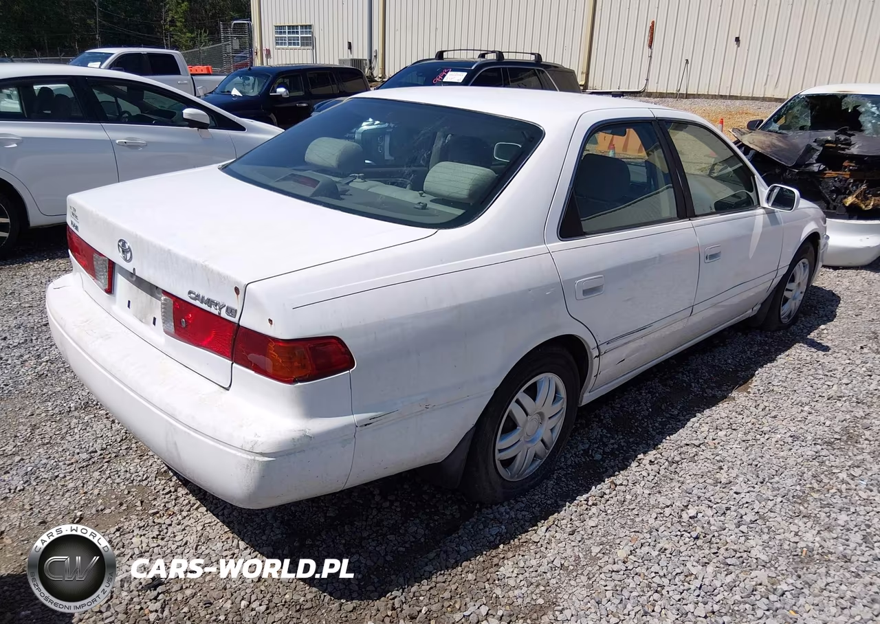 2000 Toyota Camry Le VIN:JT2BG22K9Y0468148 - 4