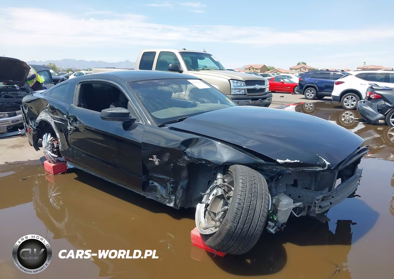 2014 Ford Mustang V6