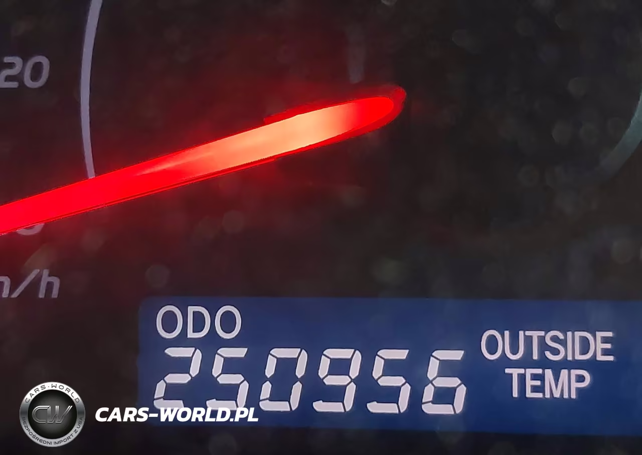 2010 Toyota Camry Le VIN:4T4BF3EK2AR056410 - 12
