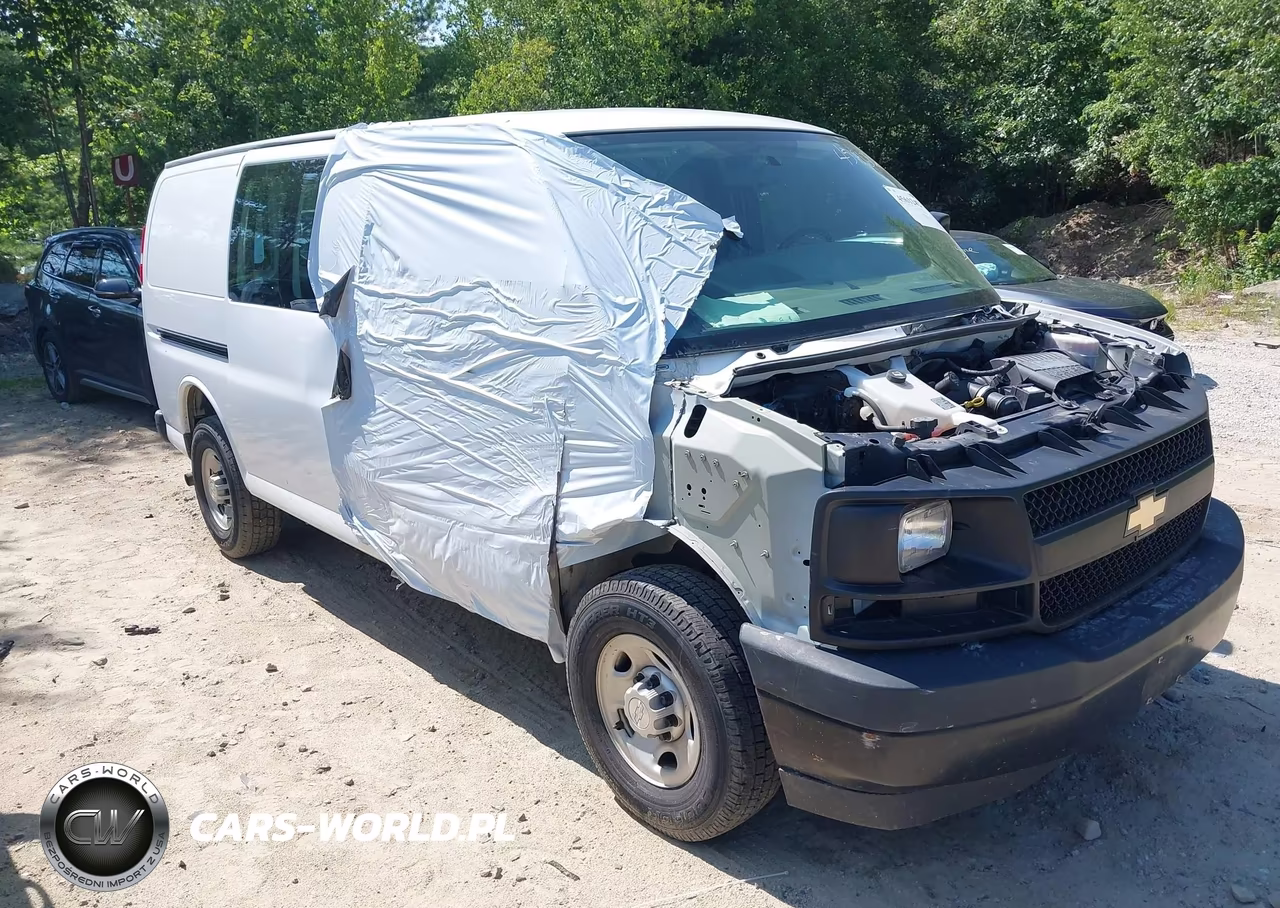 2017 Chevrolet Express 2500 Work Van – zdjęcie 1 z 16