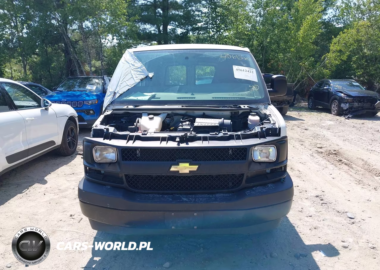 2017 Chevrolet Express 2500 Work Van VIN:1GCWGAFF5H1209926 - 12