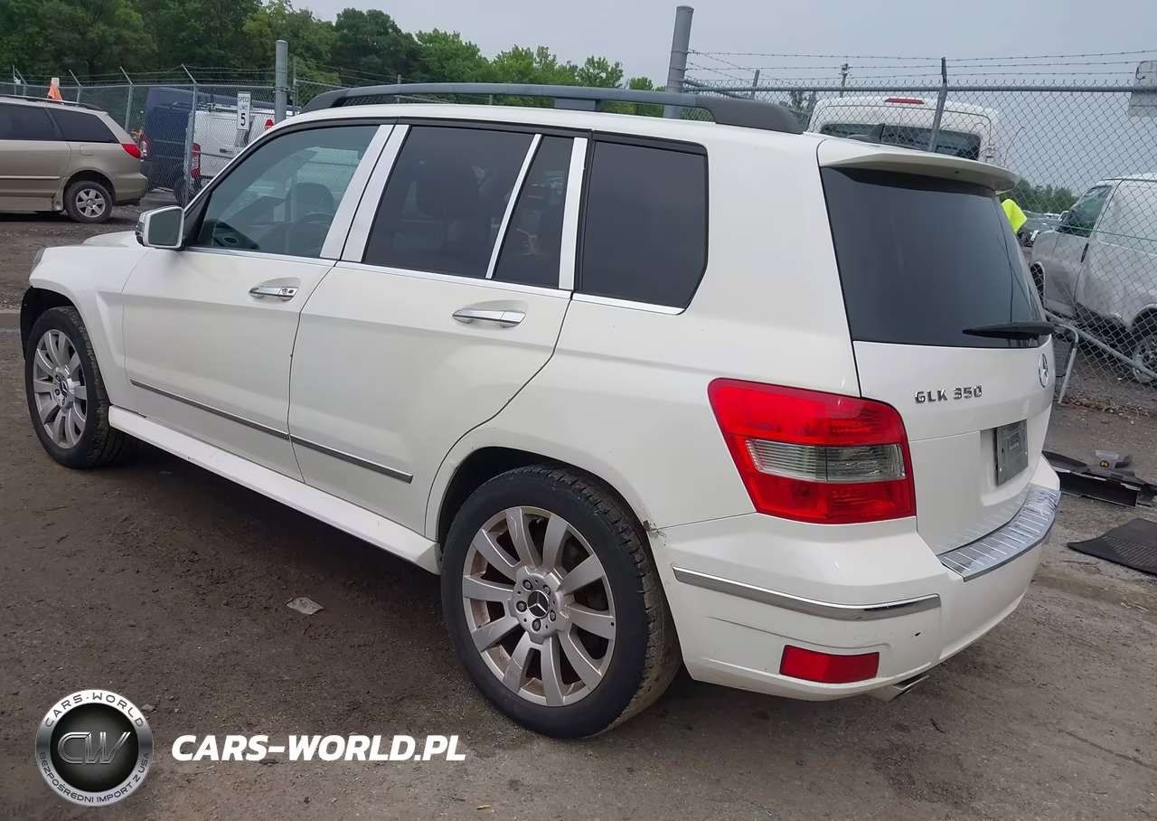 2010 Mercedes-Benz Glk 350 4Matic VIN:WDCGG8HB8AF373889 - 3