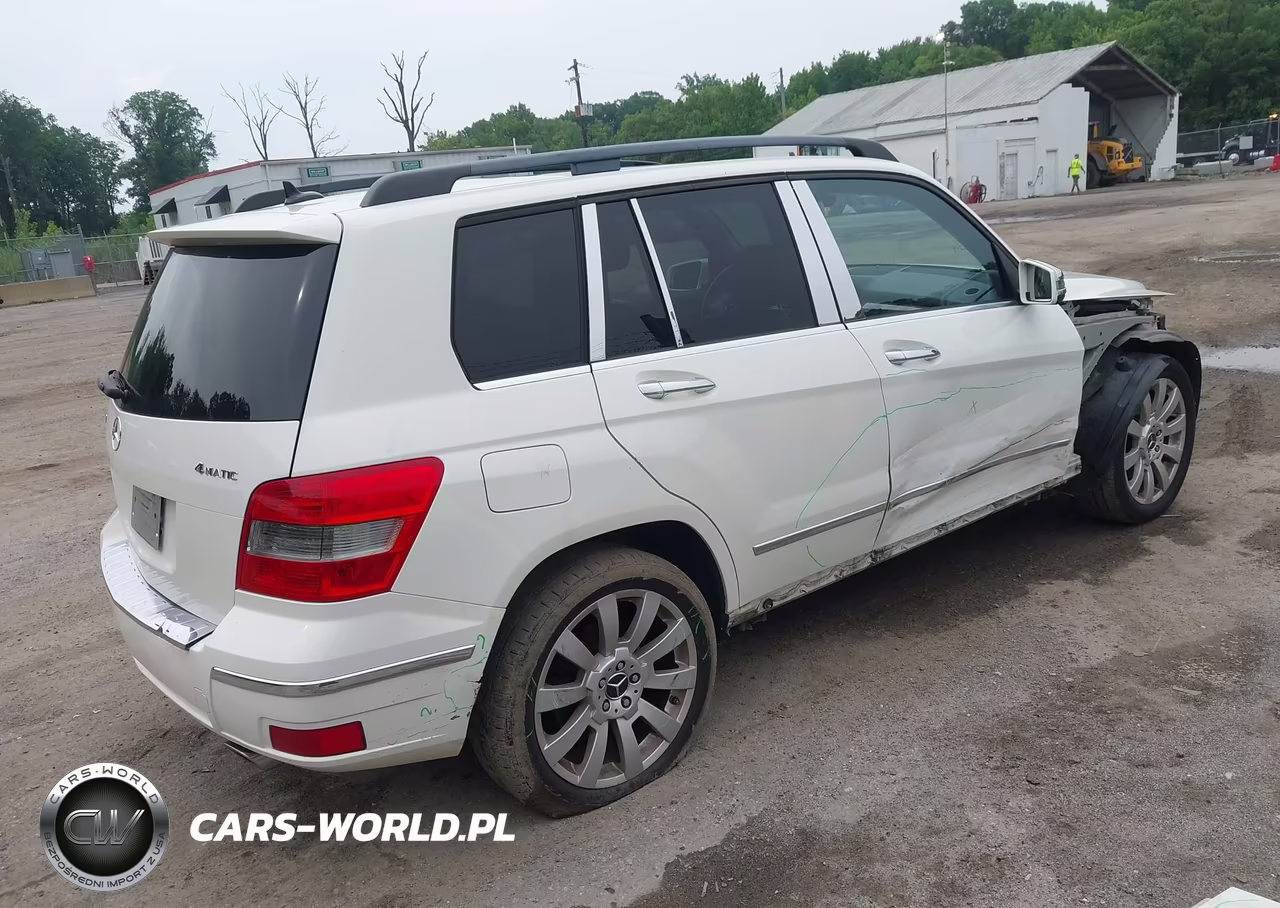 2010 Mercedes-Benz Glk 350 4Matic VIN:WDCGG8HB8AF373889 - 4