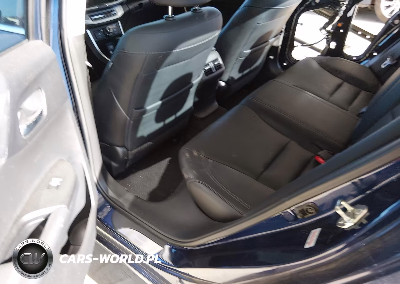 2015 Honda Accord Hybrid Touring VIN:1HGCR6F70FA014639 - 8