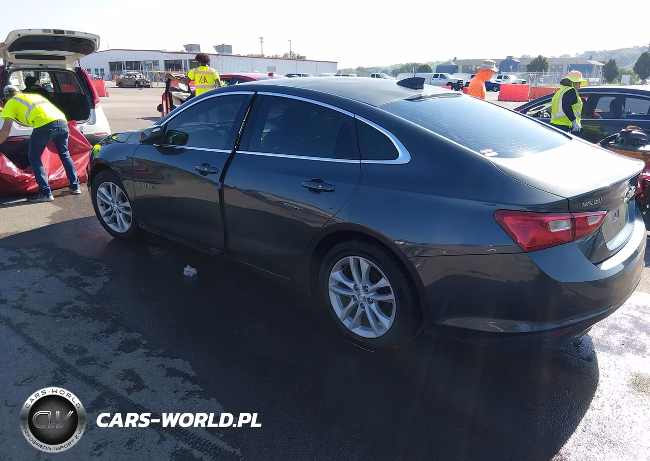 2016 Chevrolet Malibu 1Lt VIN:1G1ZE5ST3GF184735 - 3