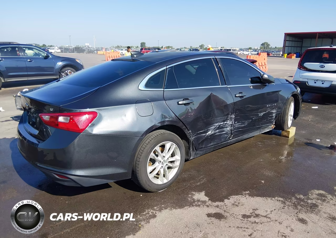 2016 Chevrolet Malibu 1Lt VIN:1G1ZE5ST3GF184735 - 4
