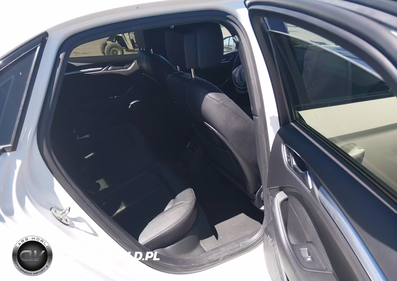 2020 Audi A3 Premium 40 Tfsi Front-Wheel Drive S Tronic VIN:WAUAUGFF4LA103852 - 8
