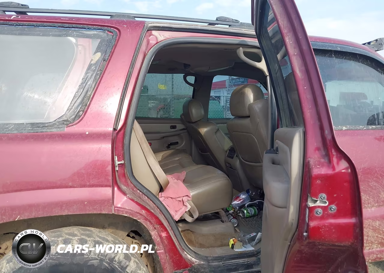 2005 GMC Yukon Denali VIN:1GKEK63U85J129532 - 8