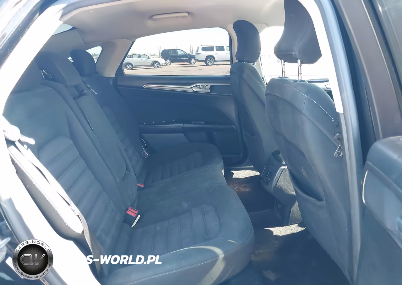 2017 Ford Fusion Se VIN:3FA6P0H78HR111291 - 8