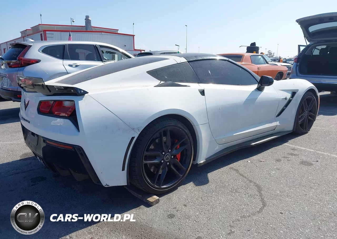 2014 Chevrolet Corvette Stingray Z51 VIN:1G1YL2D73E5116437 - 4