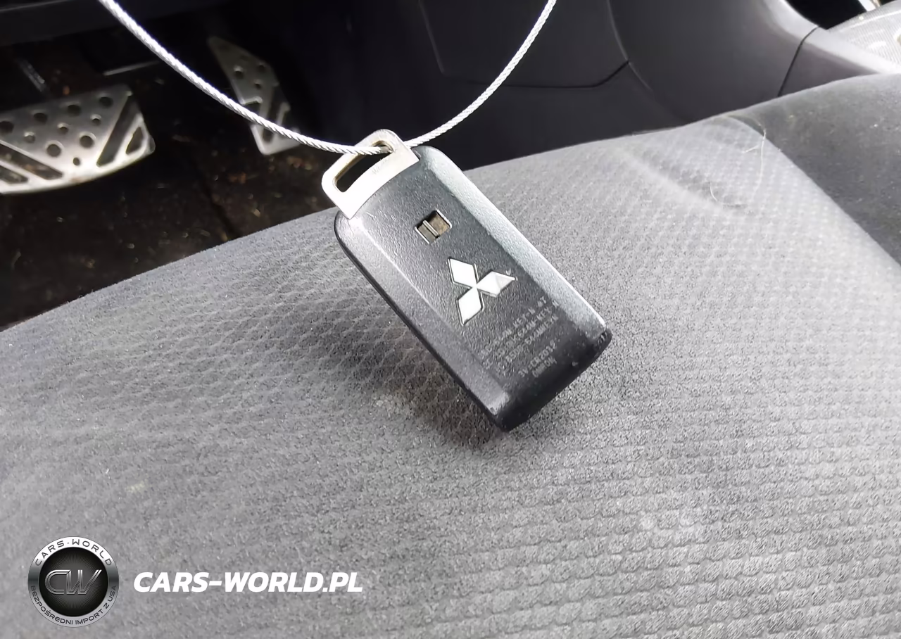 2011 Mitsubishi Lancer Ralliart VIN:JA32V6FV0BU021568 - 11