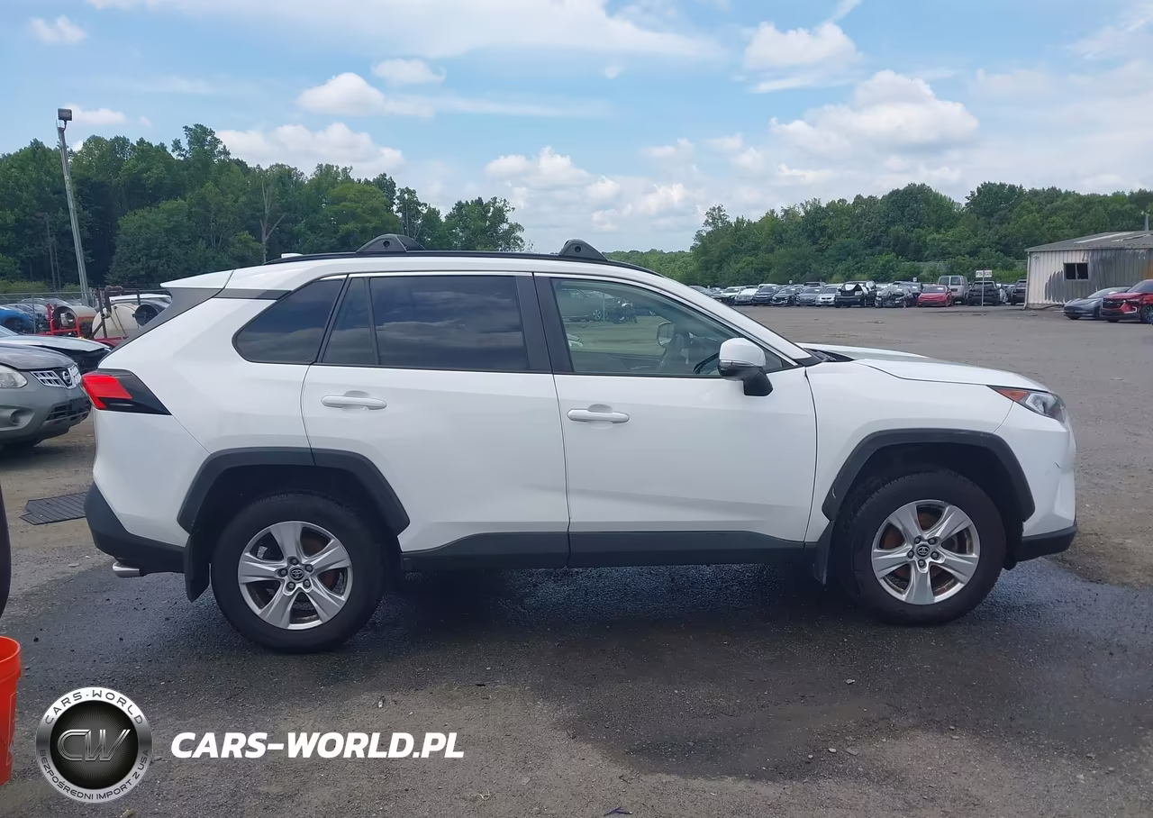 2020 Toyota Rav4 Xle VIN:JTMP1RFV2LD053430 - 14