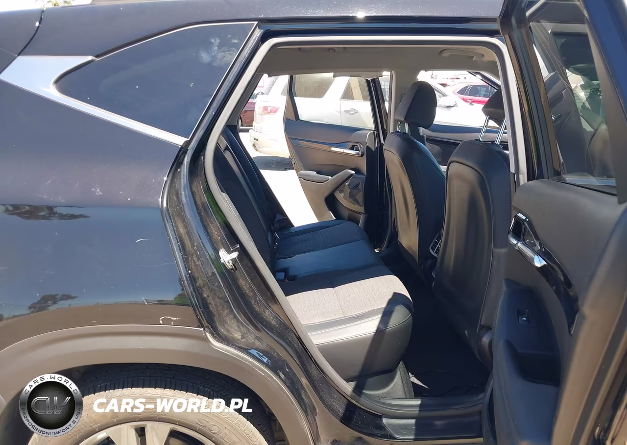 2023 Kia Seltos S VIN:KNDEU2AAXP7432917 - 8