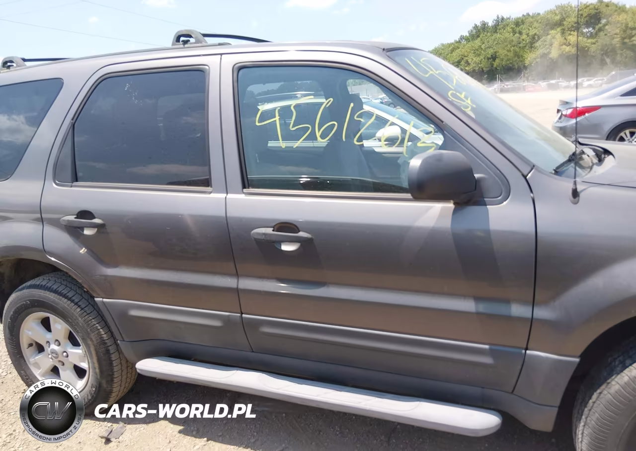 2005 Ford Escape Xlt VIN:1FMYU03105KE40948 - 13
