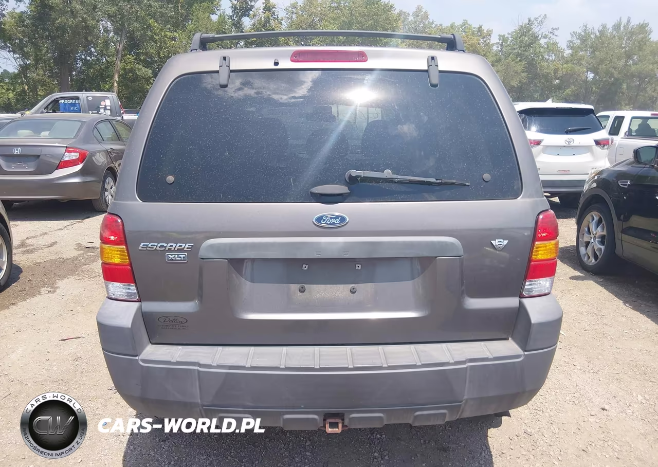 2005 Ford Escape Xlt VIN:1FMYU03105KE40948 - 16