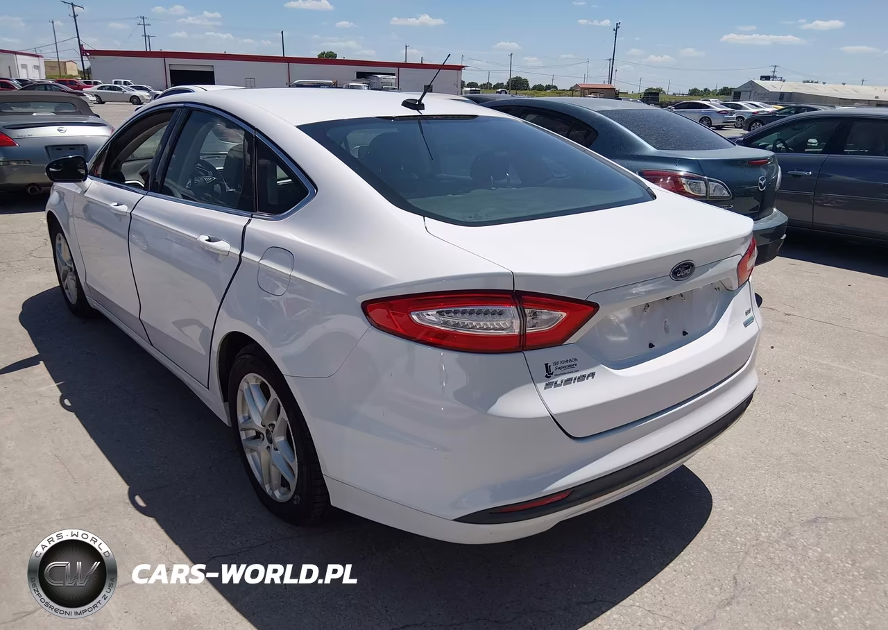 2015 Ford Fusion Se VIN:3FA6P0HD2FR129949 - 3