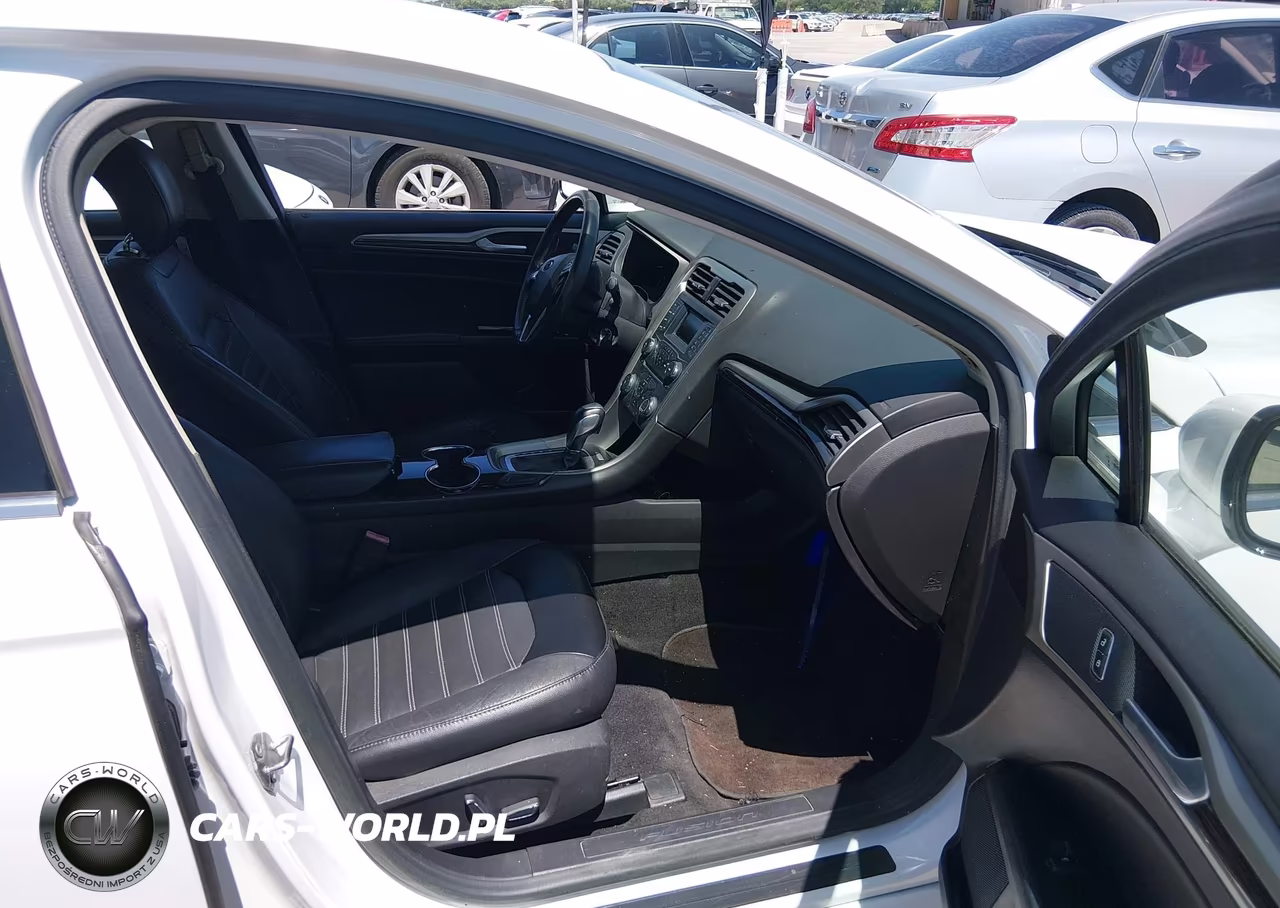 2015 Ford Fusion Se VIN:3FA6P0HD2FR129949 - 5