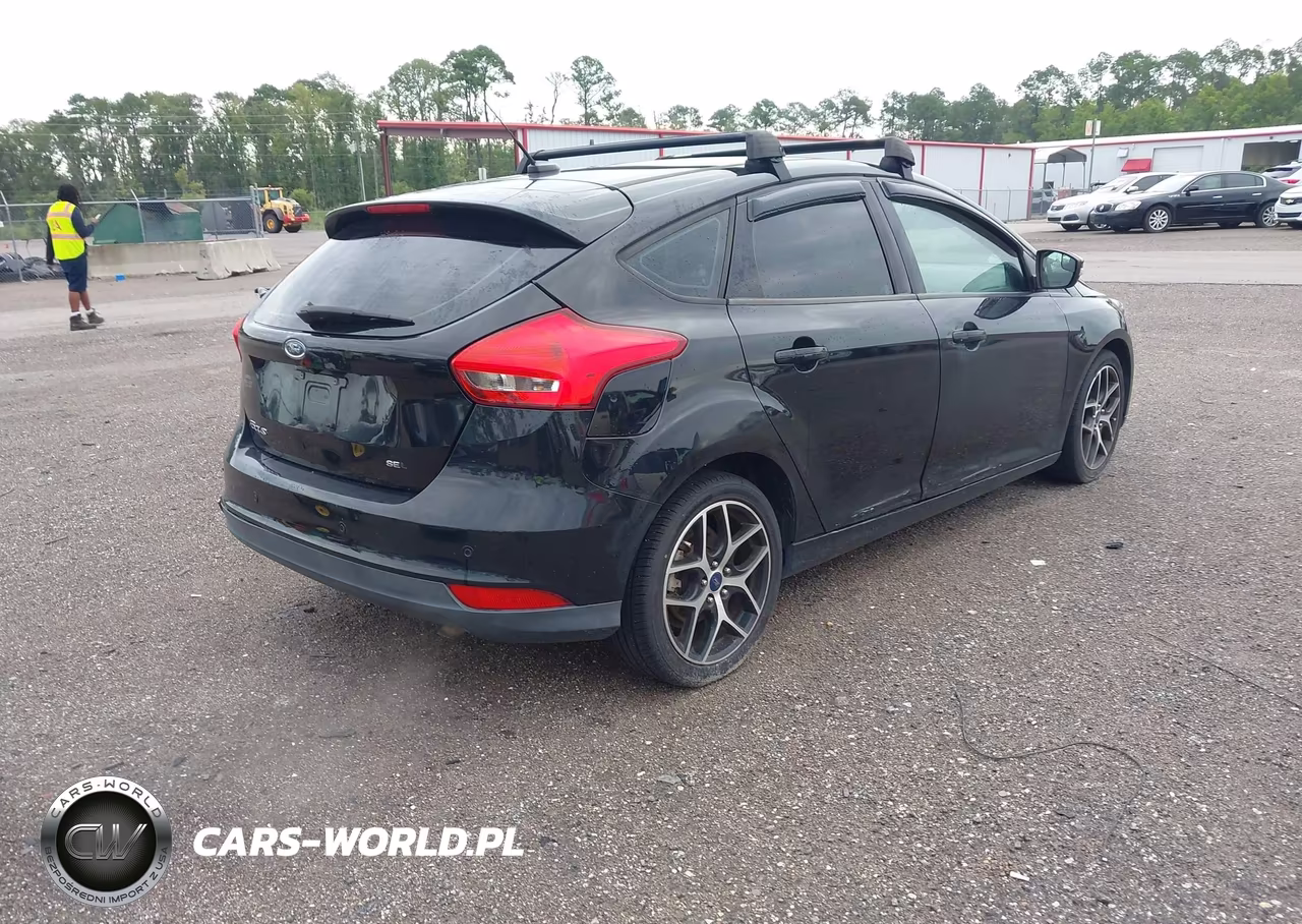 2018 Ford Focus Sel VIN:1FADP3M20JL255358 - 4