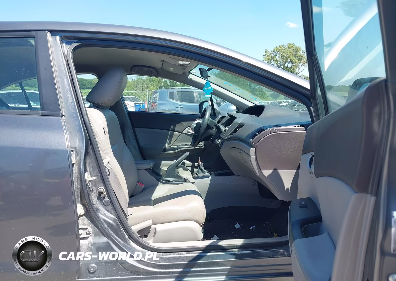 2012 Honda Civic Lx VIN:2HGFB2E57CH541231 - 5