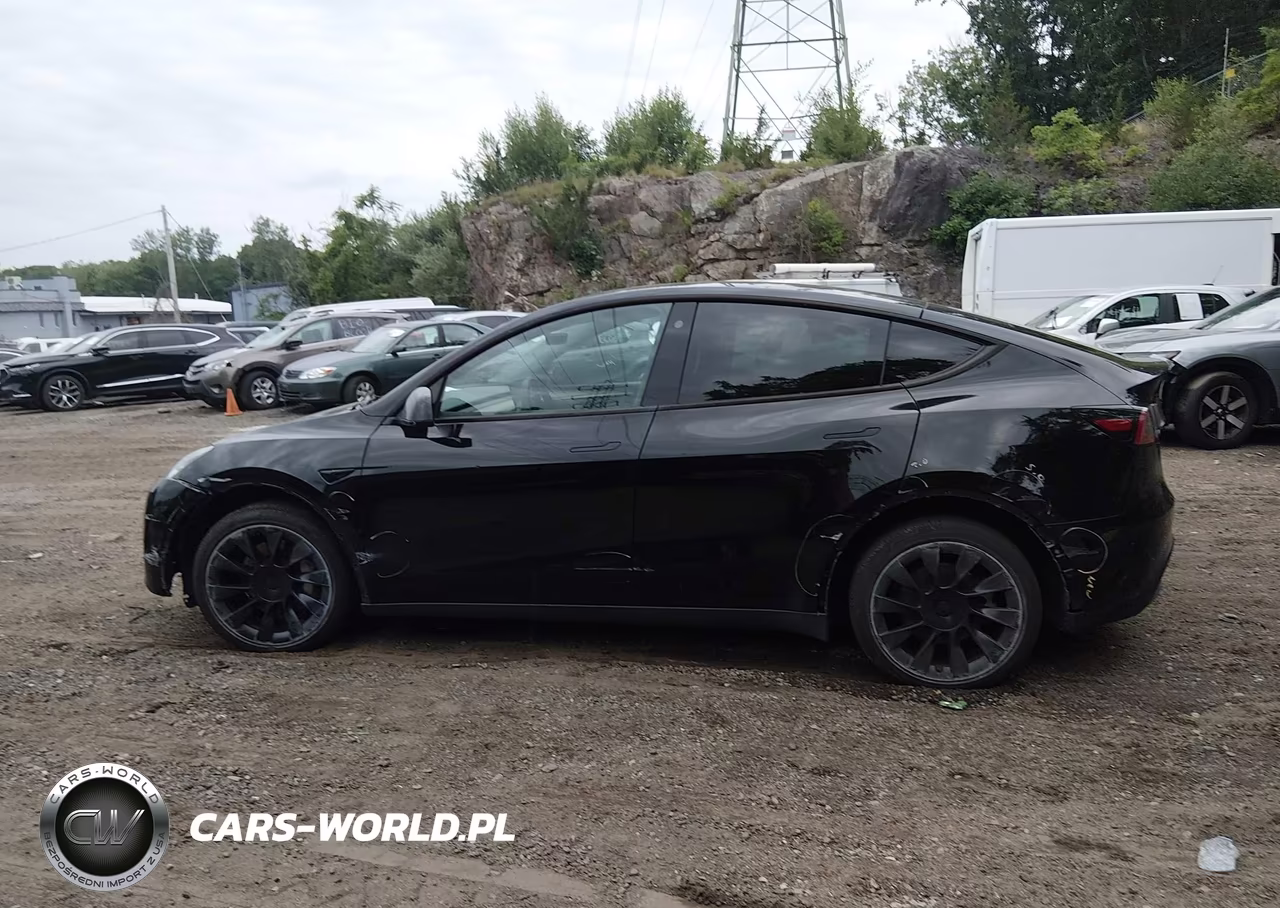 2023 Tesla Model Y Awd-Long Range Dual Motor All-Wheel Drive VIN:7SAYGDEE4PA050972 - 15