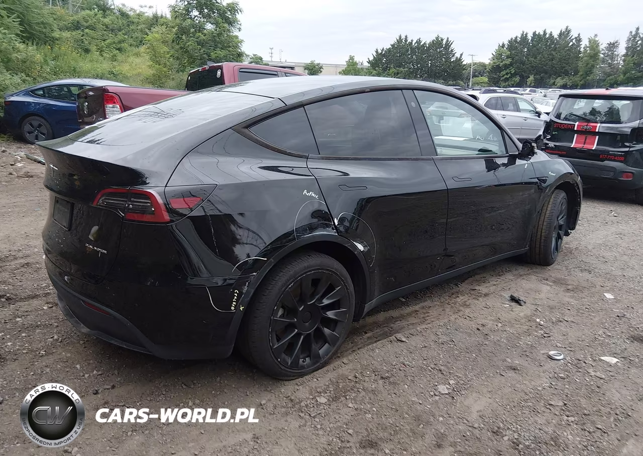 2023 Tesla Model Y Awd-Long Range Dual Motor All-Wheel Drive VIN:7SAYGDEE4PA050972 - 4