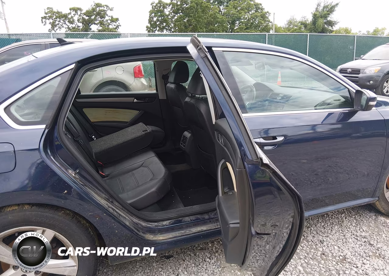 2014 Volkswagen Passat 1.8T Se VIN:1VWBS7A38EC084348 - 8