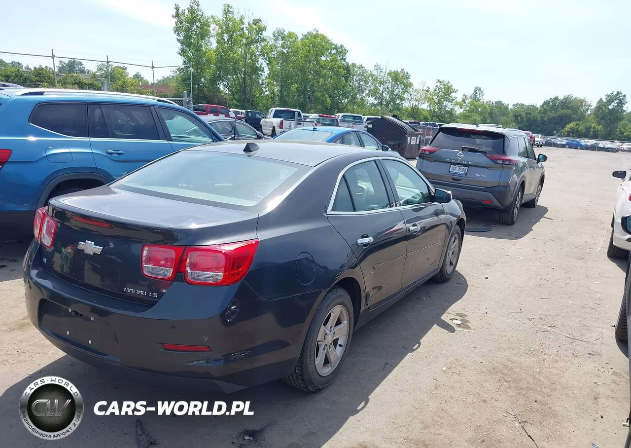 2014 Chevrolet Malibu 1Ls VIN:1G11B5SLXEF199980 - 4