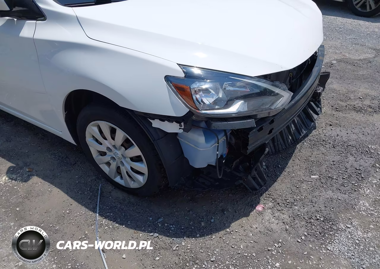 2019 Nissan Sentra S VIN:3N1AB7AP9KY384570 - 18