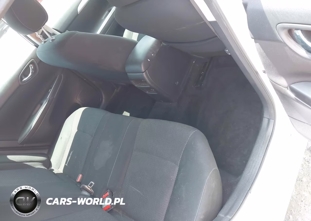 2019 Nissan Sentra S VIN:3N1AB7AP9KY384570 - 8