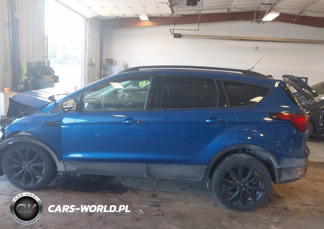 2019 Ford Escape Se VIN:1FMCU9GD9KUA99262 - 14