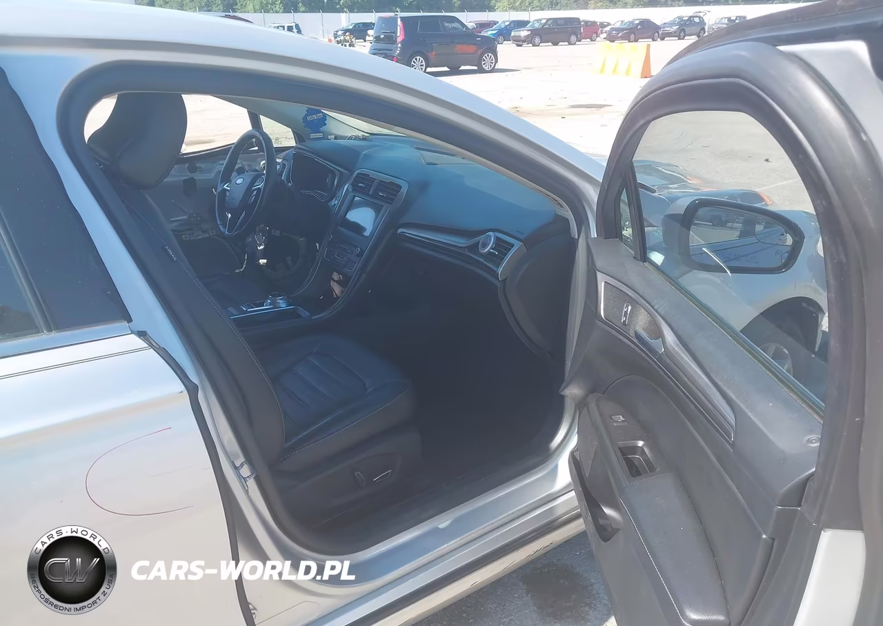2017 Ford Fusion Se VIN:3FA6P0HD9HR311246 - 5