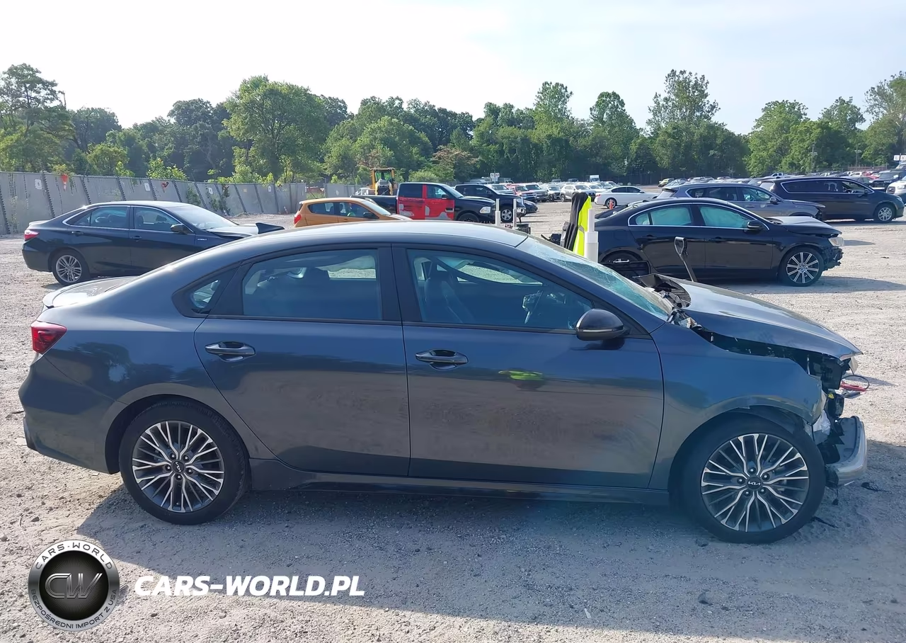 2023 Kia Forte Gt-Line VIN:3KPF54AD1PE546327 - 14