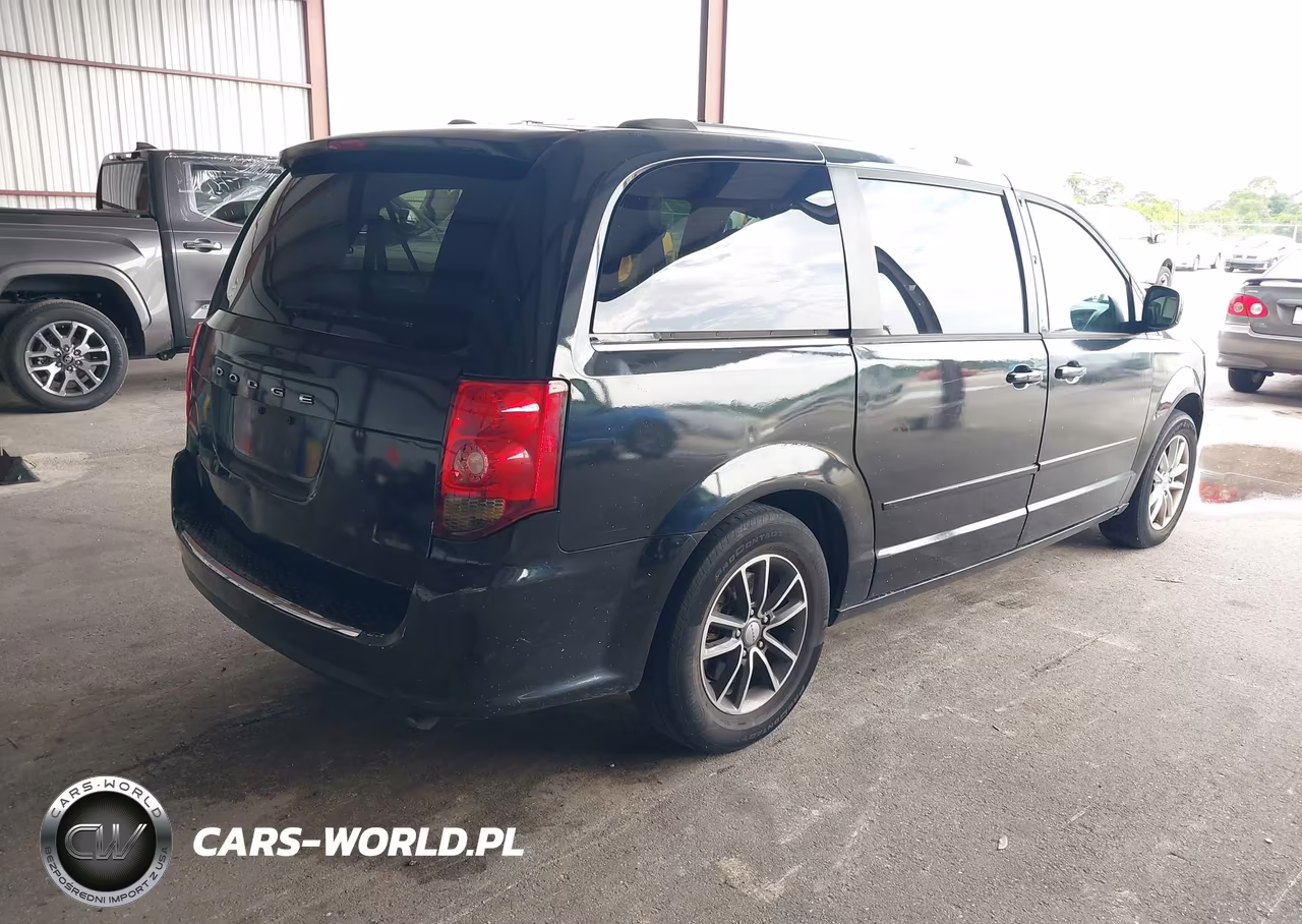 2017 Dodge Grand Caravan Sxt VIN:2C4RDGCG0HR746785 - 4