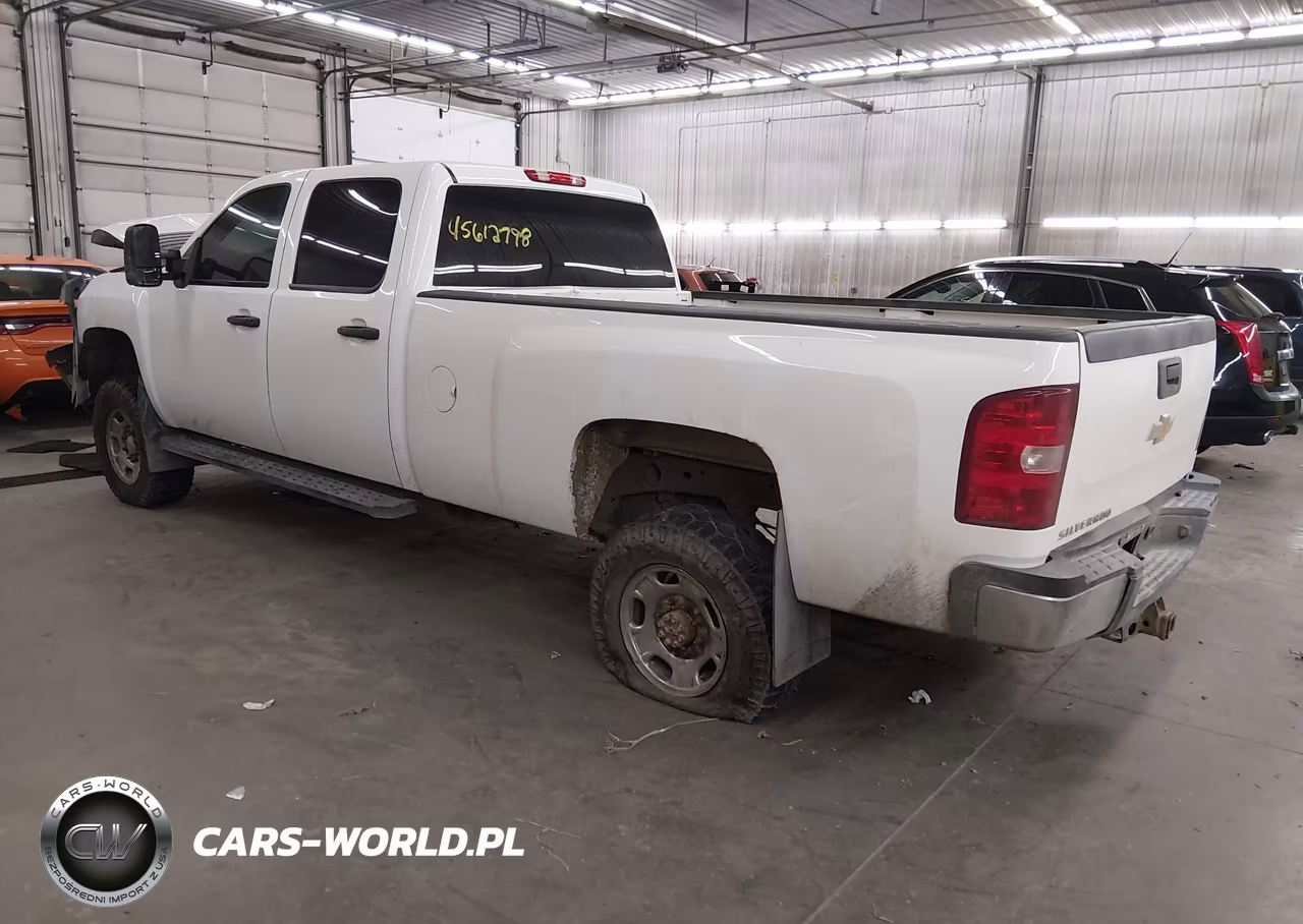 2013 Chevrolet Silverado 2500Hd Work Truck VIN:1GC1KVCGXDF155517 - 3