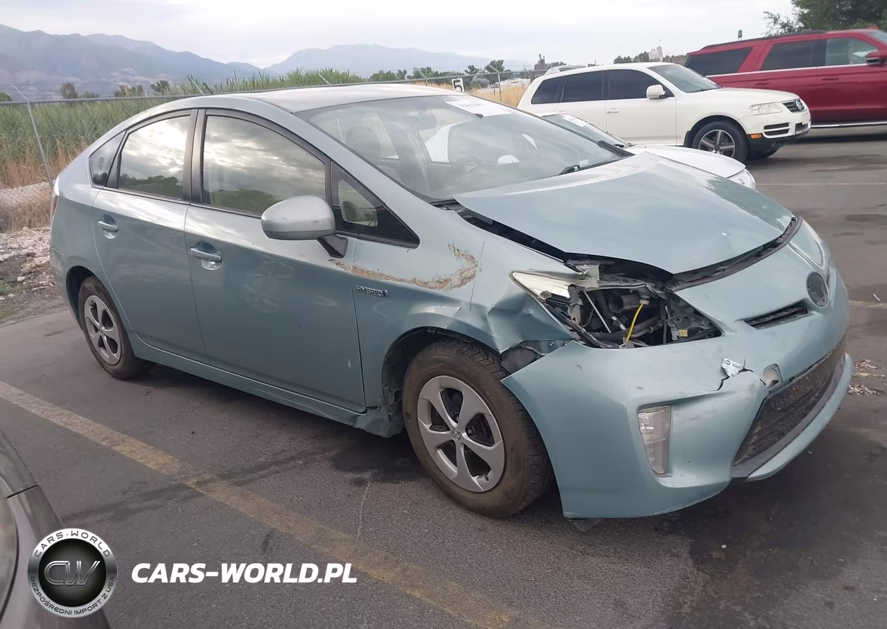 2013 Toyota Prius Three – zdjęcie 1 z 16