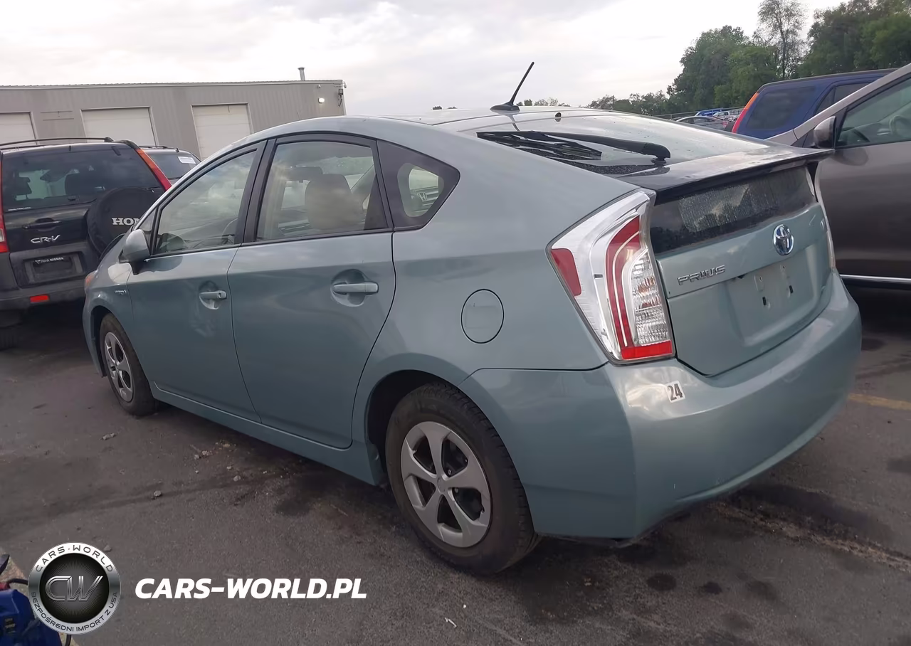 2013 Toyota Prius Three VIN:JTDKN3DU4D5639631 - 3