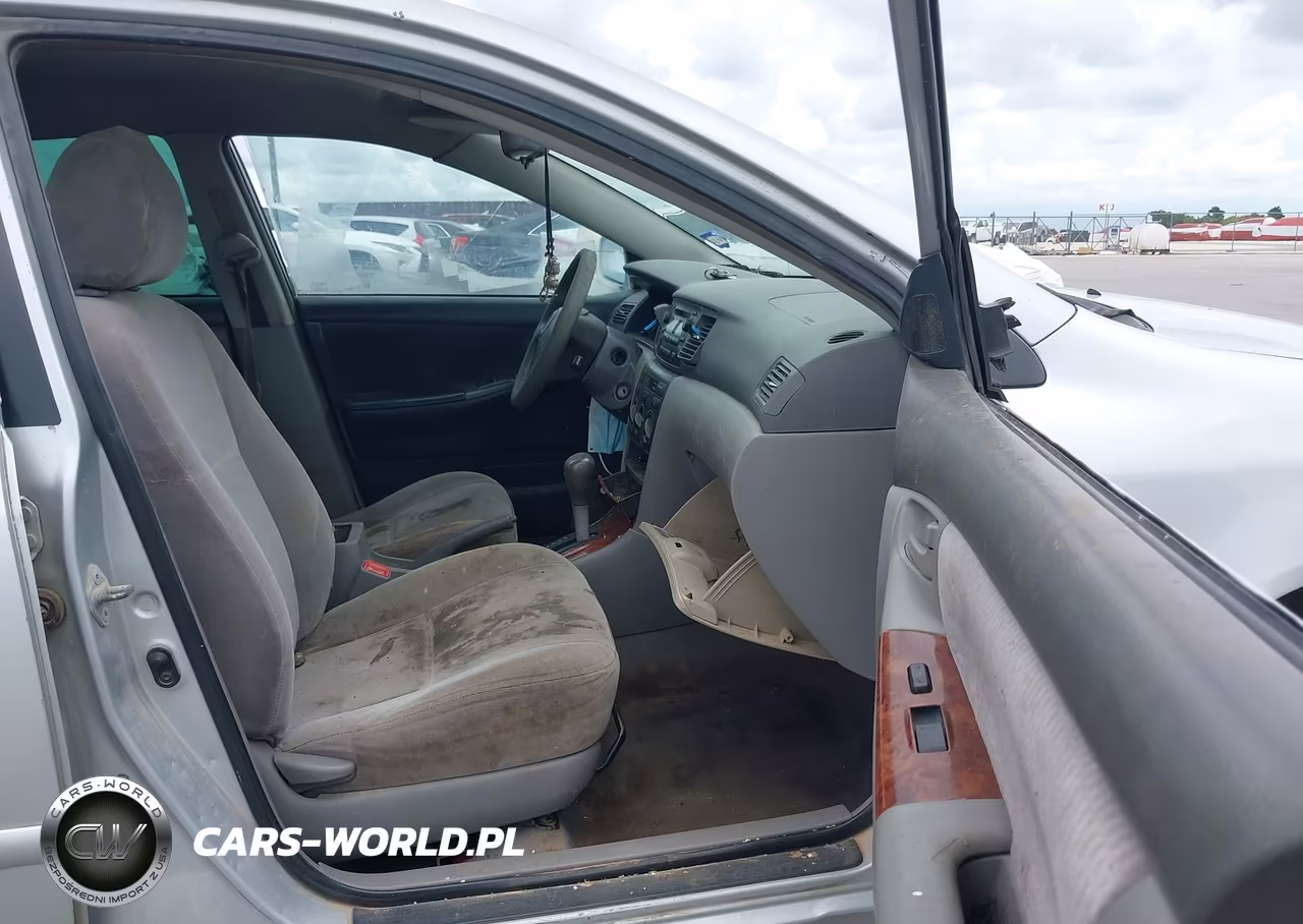 2005 Toyota Corolla Le VIN:1NXBR32E35Z462198 - 5