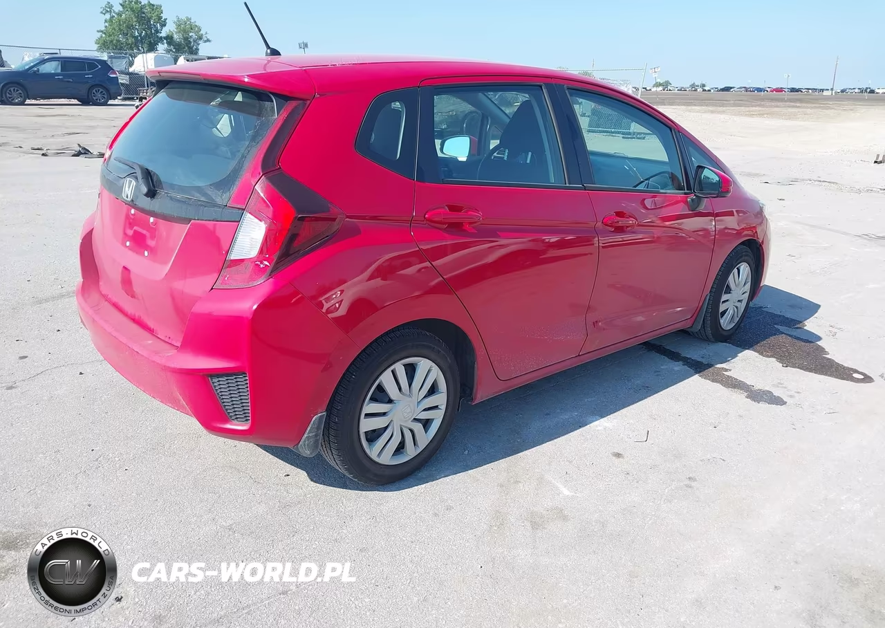 2015 Honda Fit Lx VIN:3HGGK5G55FM748189 - 4