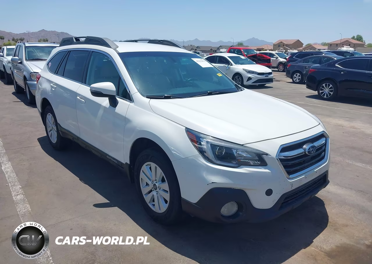 2018 Subaru Outback 2.5I Premium VIN:4S4BSAFC5J3291424 - 1