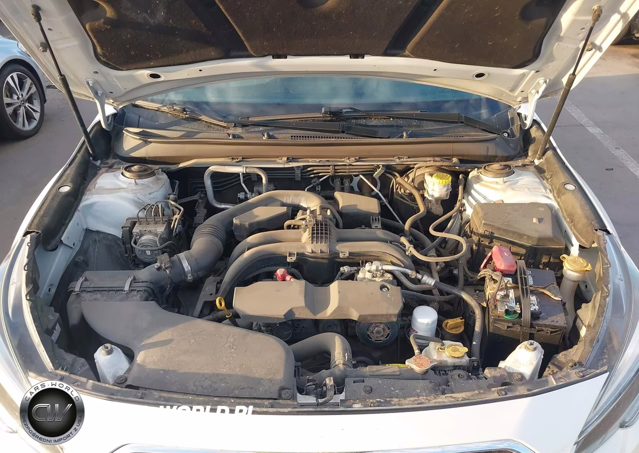 2018 Subaru Outback 2.5I Premium VIN:4S4BSAFC5J3291424 - 10
