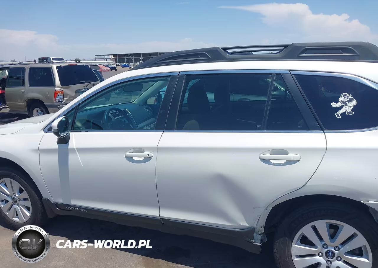 2018 Subaru Outback 2.5I Premium VIN:4S4BSAFC5J3291424 - 14