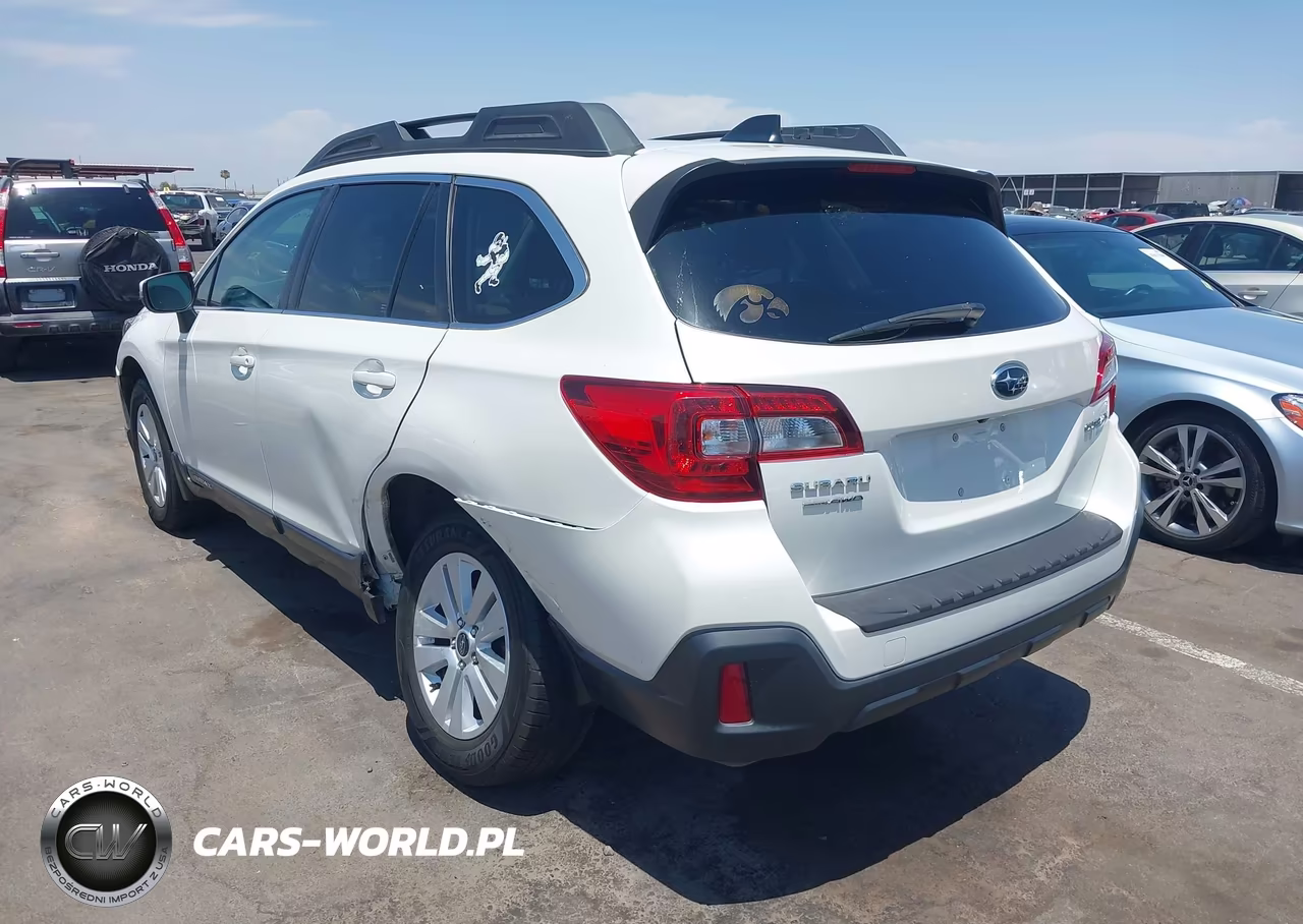 2018 Subaru Outback 2.5I Premium VIN:4S4BSAFC5J3291424 - 3