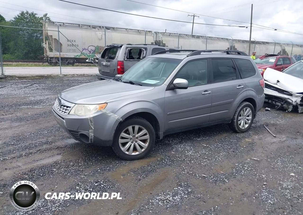 2011 Subaru Forester 2.5X Premium VIN:JF2SHADC8BH747301 - 2